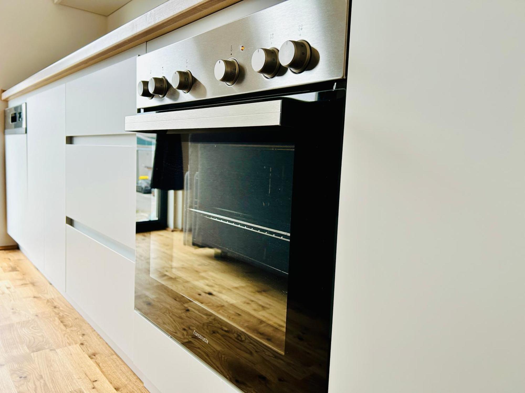 Modern Apartment With Balcony & Free Parking - Nearby Metro Bécs Kültér fotó