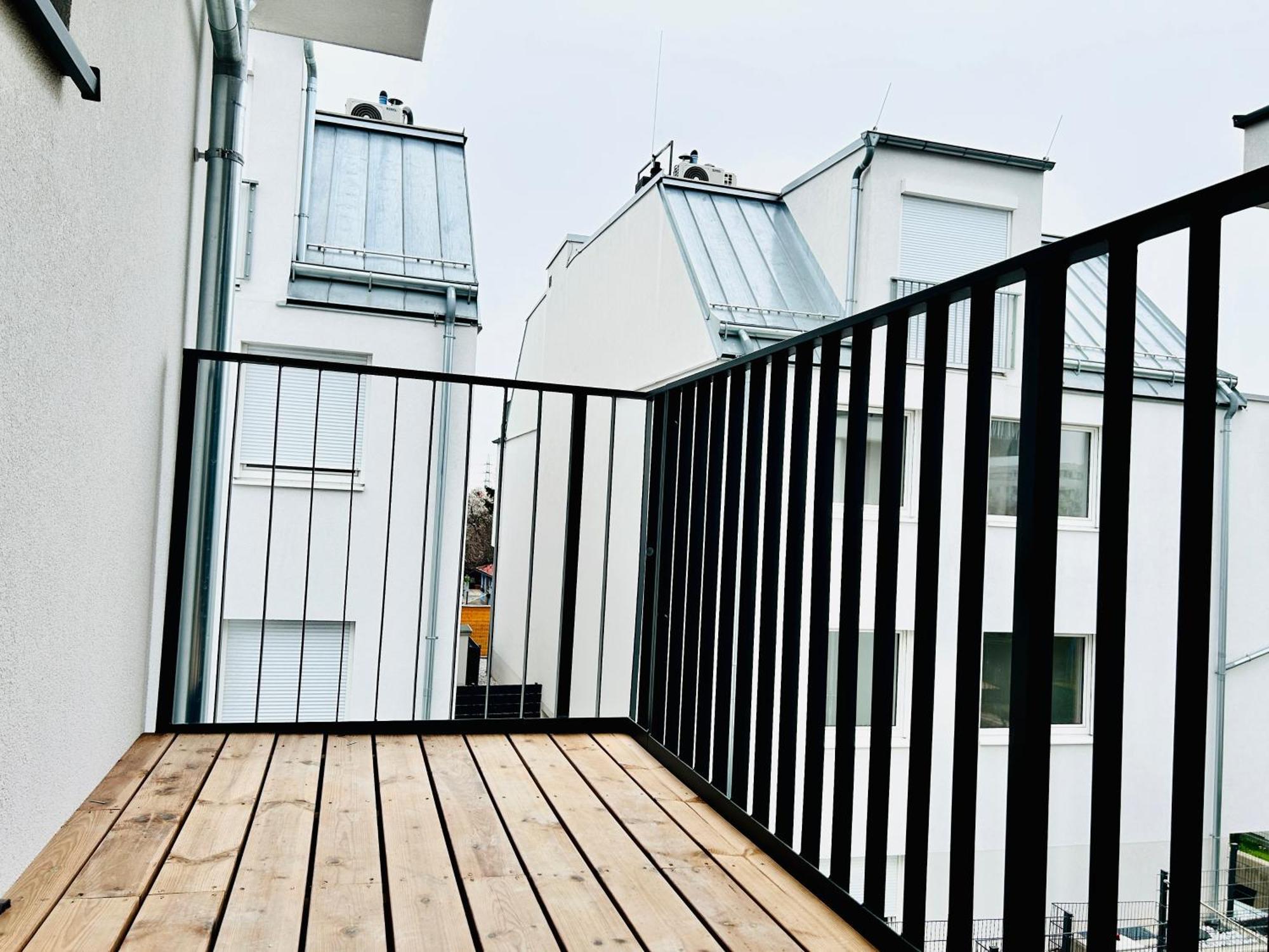 Modern Apartment With Balcony & Free Parking - Nearby Metro Bécs Kültér fotó